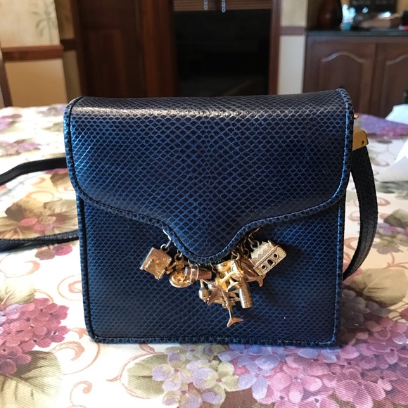 Judith Leiber Handbags - JUDITH LEIBER BAG